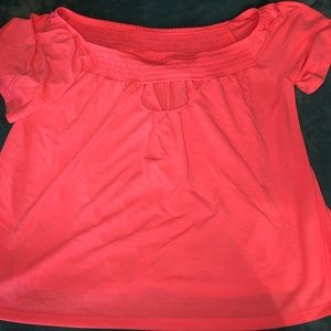 Pink shirt with scrunch top